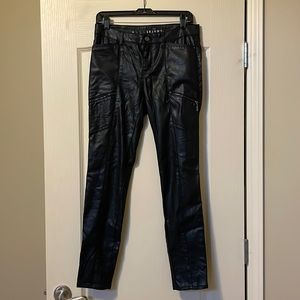 Faux leather skinny pants with zipper detail